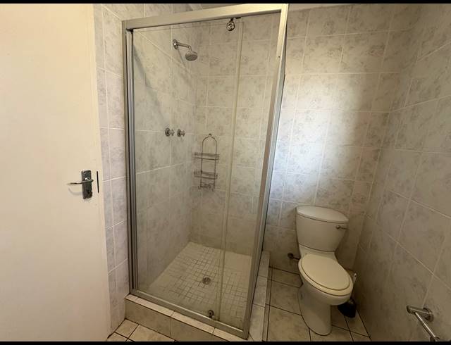 2 BEDROOM APARTMENT FOR SALE IN BASSONIA